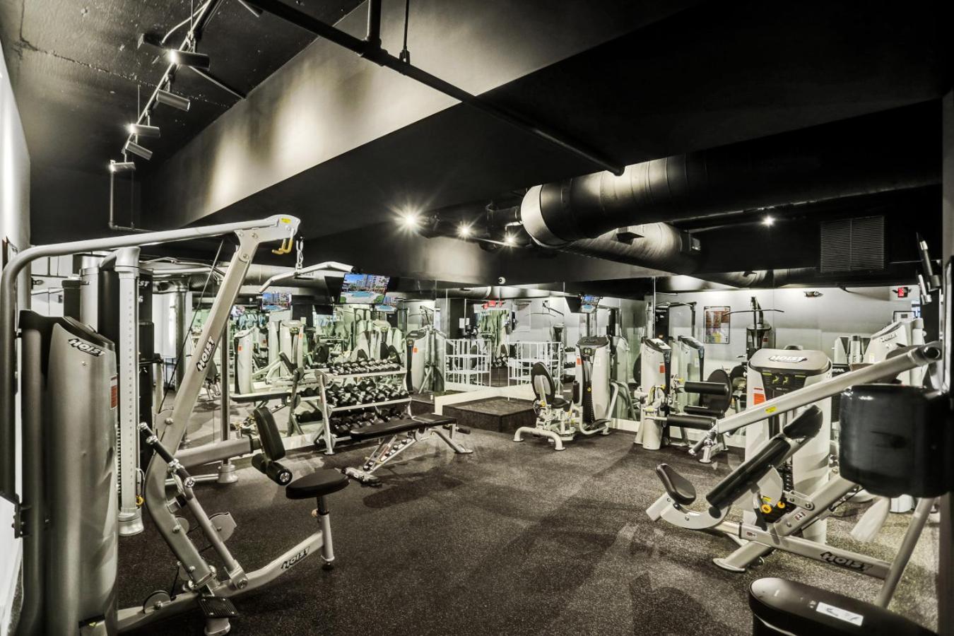 Apartamento Classic Amenities Steps From The With Gym And Pool 1208